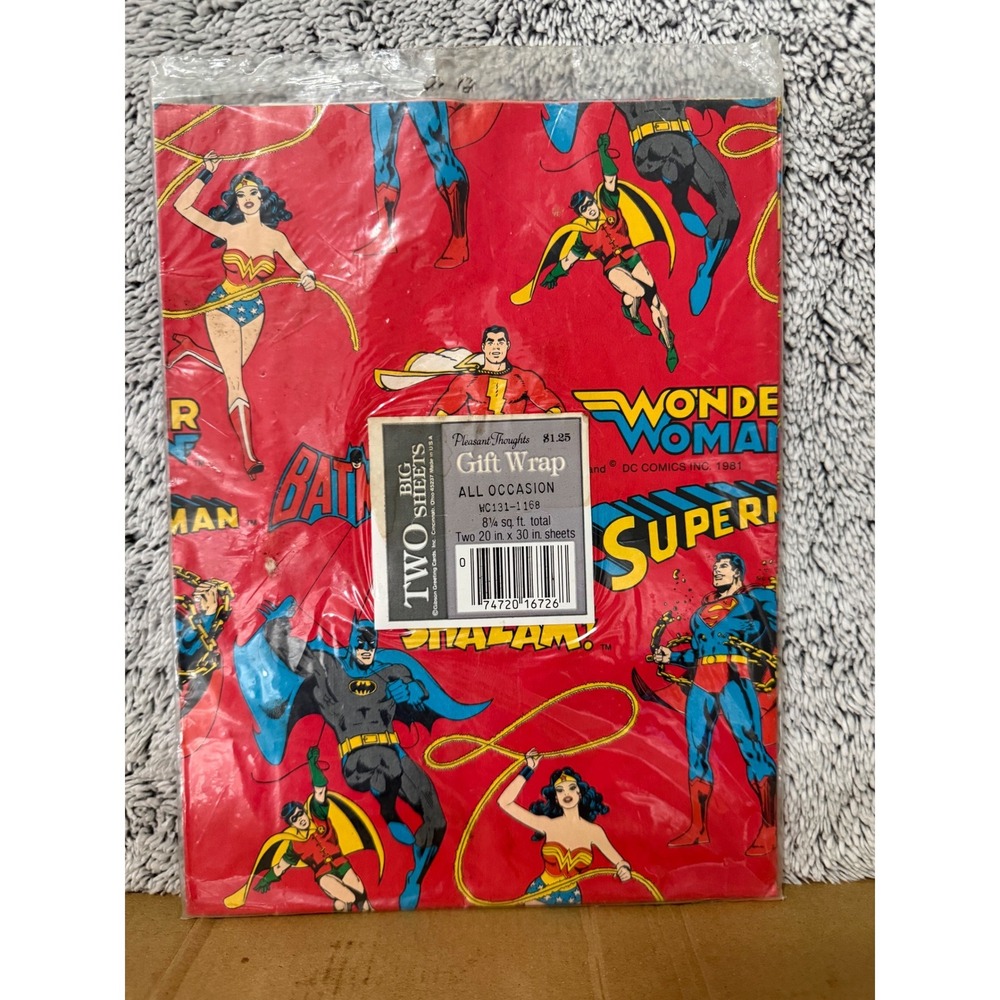1981 DC Comics Gift Wrap NOS Superman Batman Wonder Woman 2 Sheets Red Deadstock